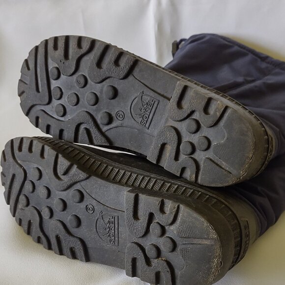 Sorel Snow Chariot black/blue insulated boots, size 6 - Picture 3 of 5